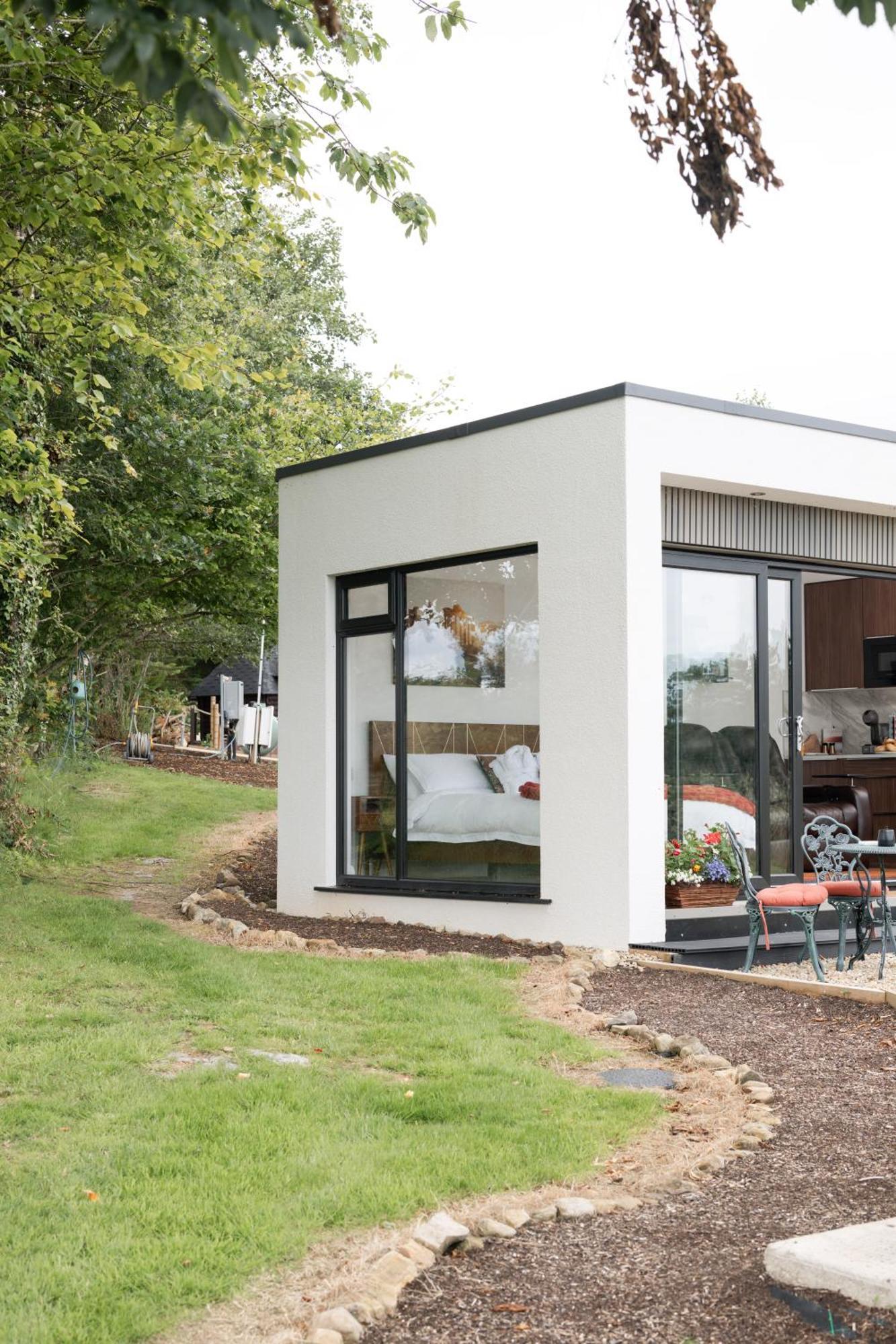 Lakescape - Waterfront Self- Catering Cabins Эннискиллен Экстерьер фото