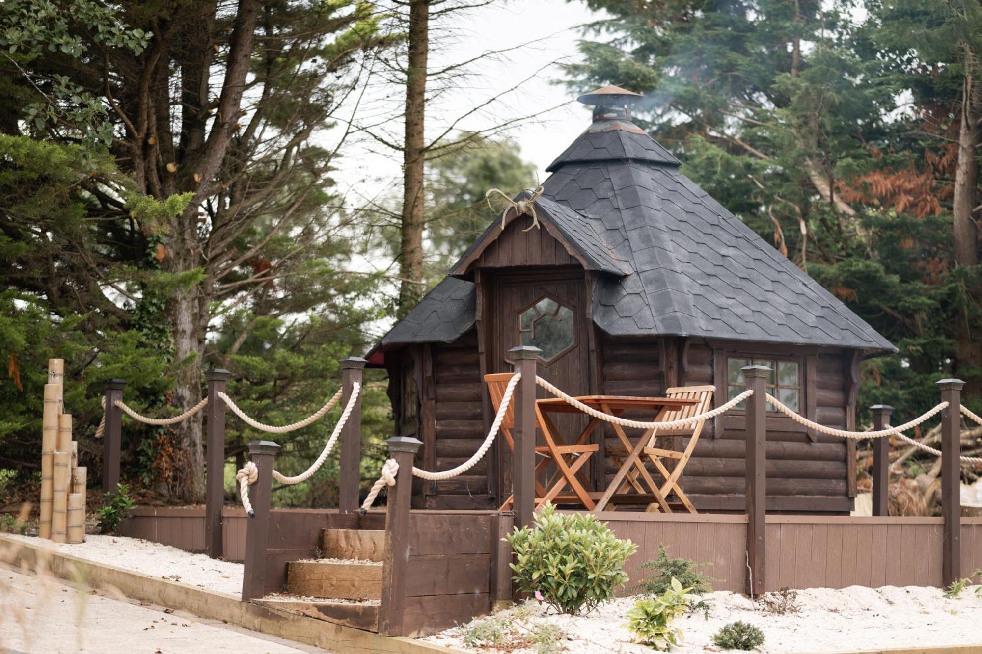 Lakescape - Waterfront Self- Catering Cabins Эннискиллен Экстерьер фото